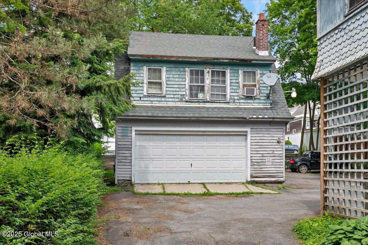 253 Guy Park Avenue Amsterdam NY 12010