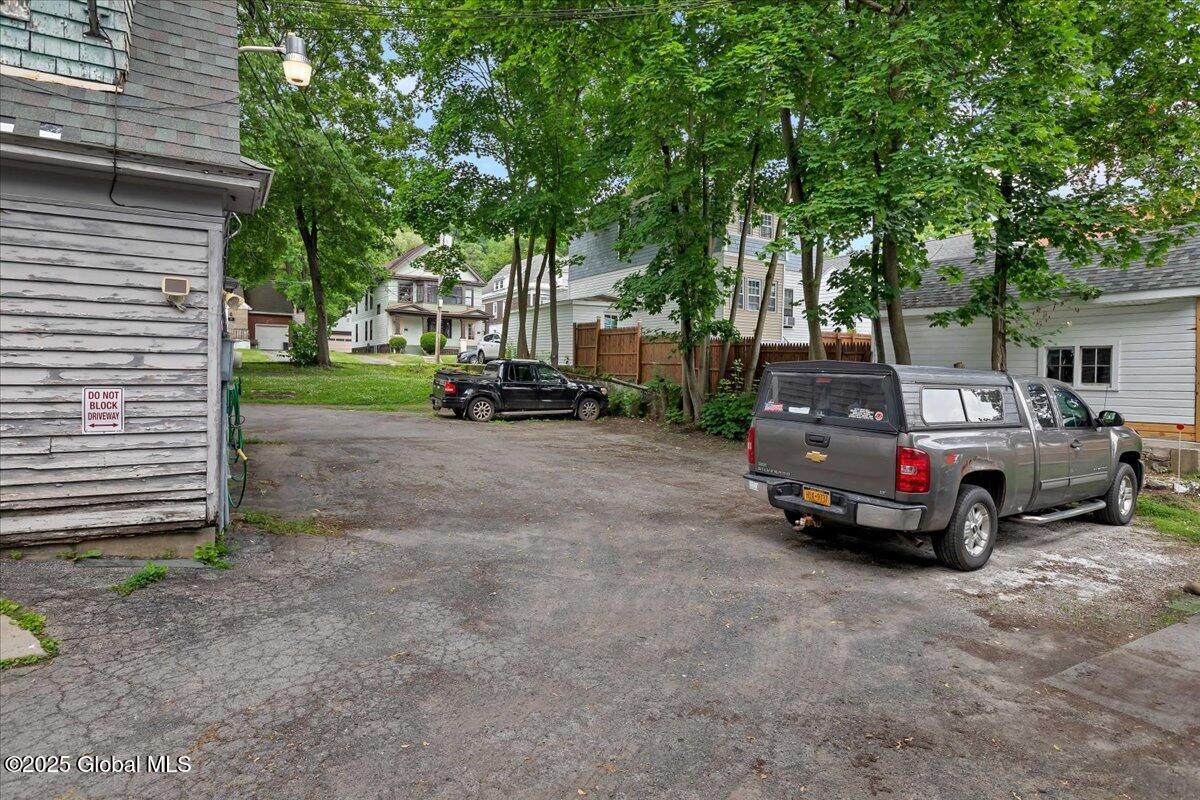 253 Guy Park Avenue Amsterdam NY 12010