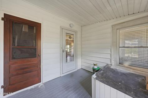 31 Charles Street Waterford NY 12188