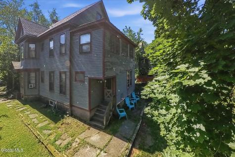 1063 University Place Schenectady NY 12308