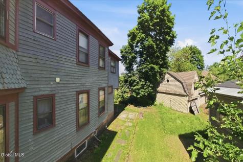 1063 University Place Schenectady NY 12308