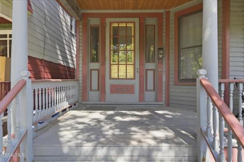 1063 University Place Schenectady NY 12308