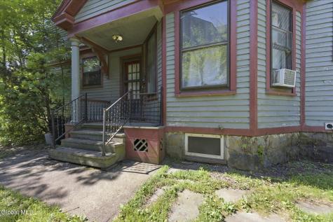 1063 University Place Schenectady NY 12308