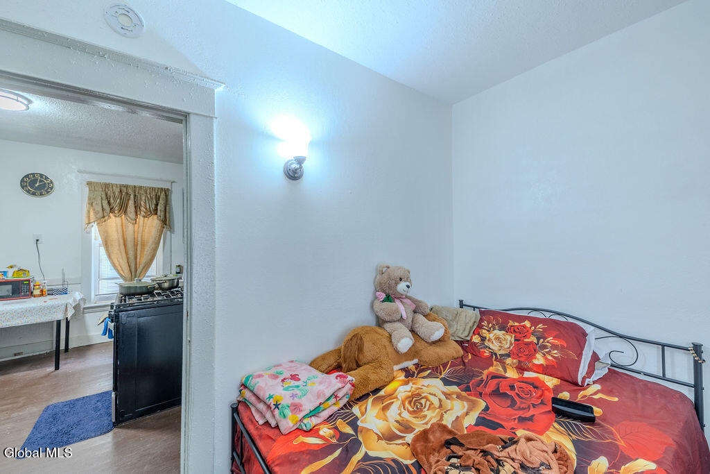 1017 Chrisler Avenue Schenectady NY 12303