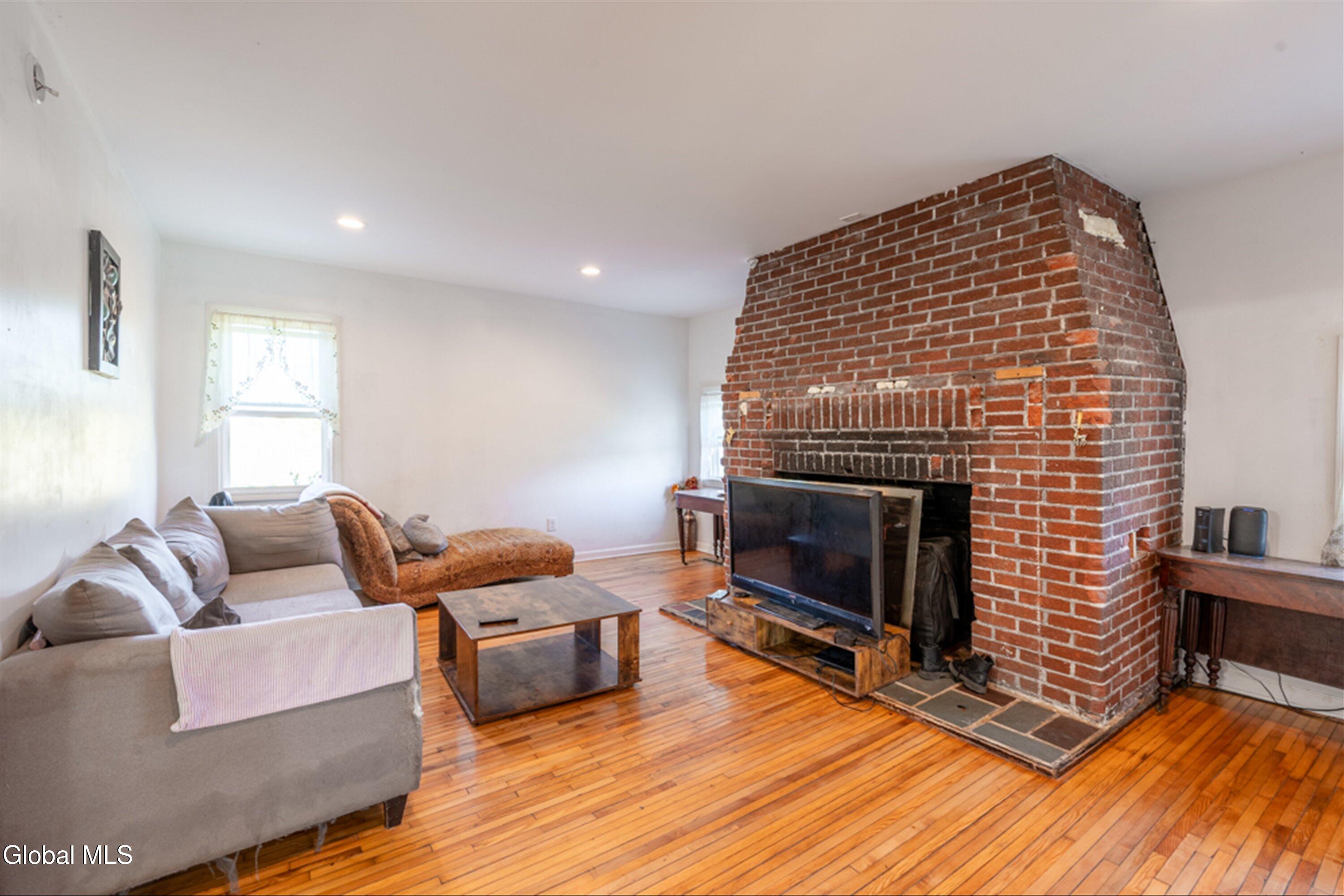 2 Harold Drive Altamont NY 12009