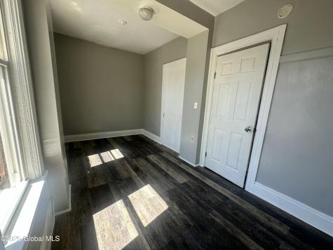 516 4th Street Troy NY 12180