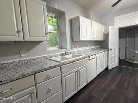 516 4th Street Troy NY 12180