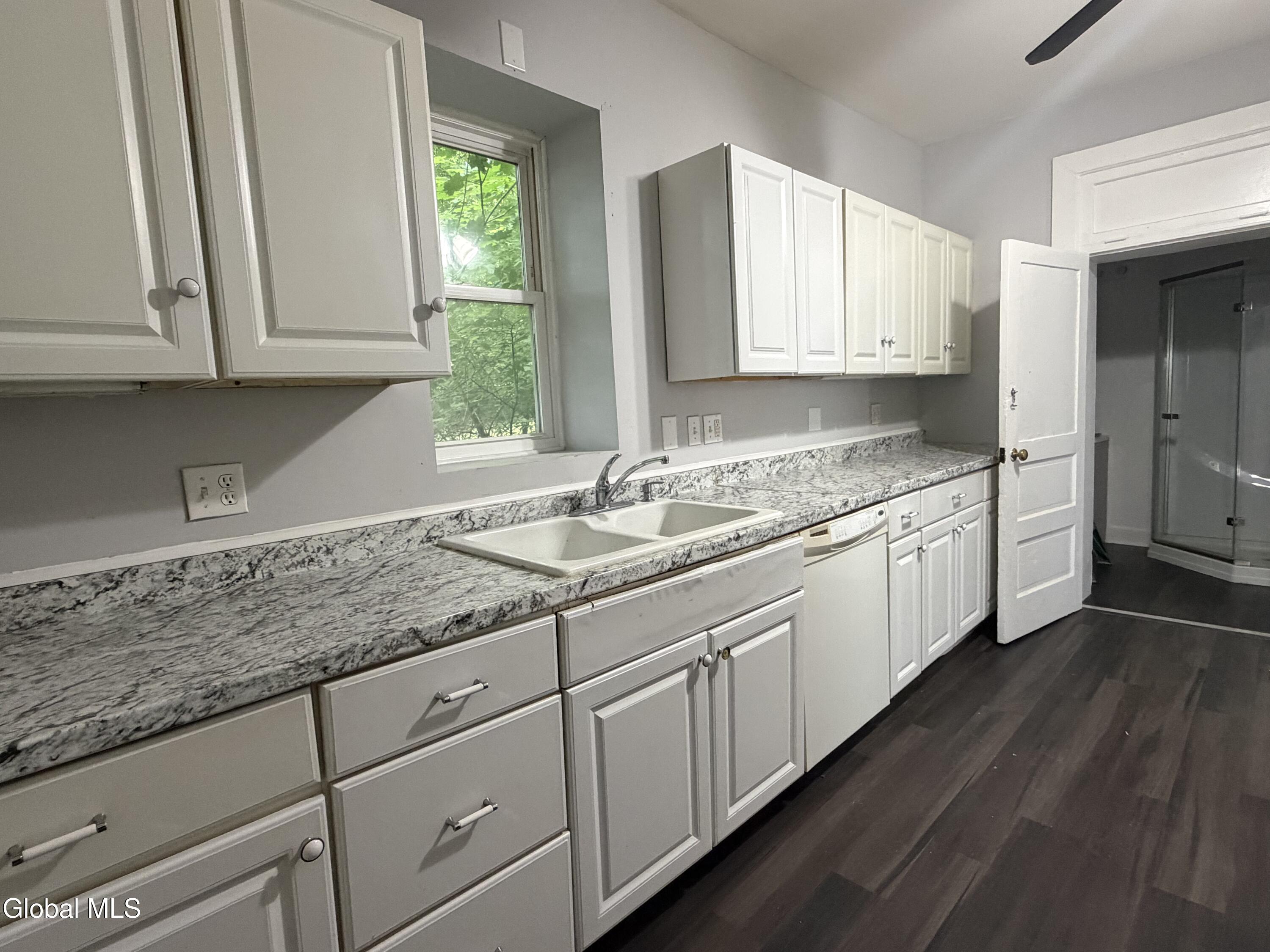 516 4th Street Troy NY 12180