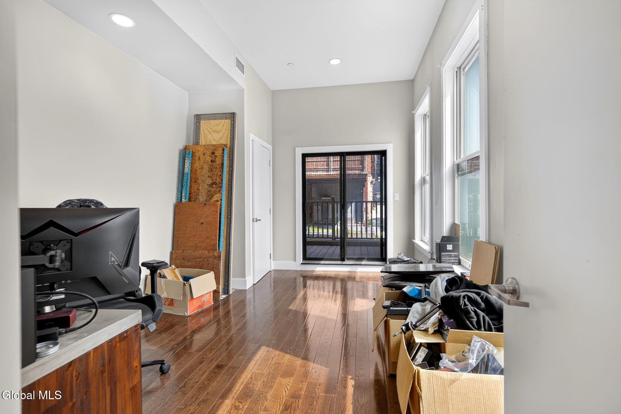 83 Beaver Street Albany NY 12207
