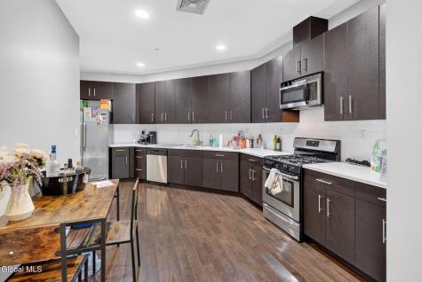 83 Beaver Street Albany NY 12207