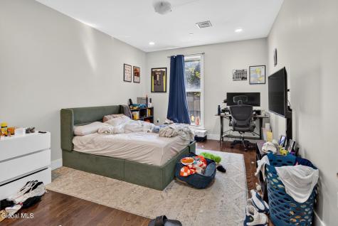 83 Beaver Street Albany NY 12207