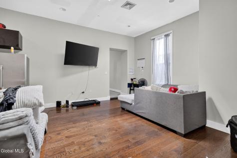 83 Beaver Street Albany NY 12207