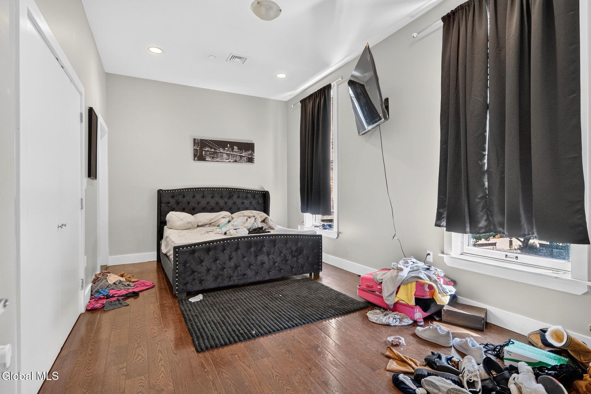 83 Beaver Street Albany NY 12207