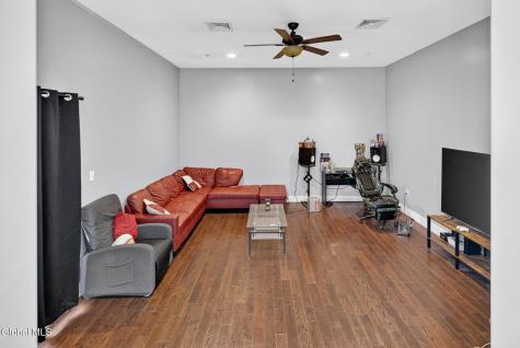 83 Beaver Street Albany NY 12207