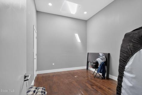 83 Beaver Street Albany NY 12207