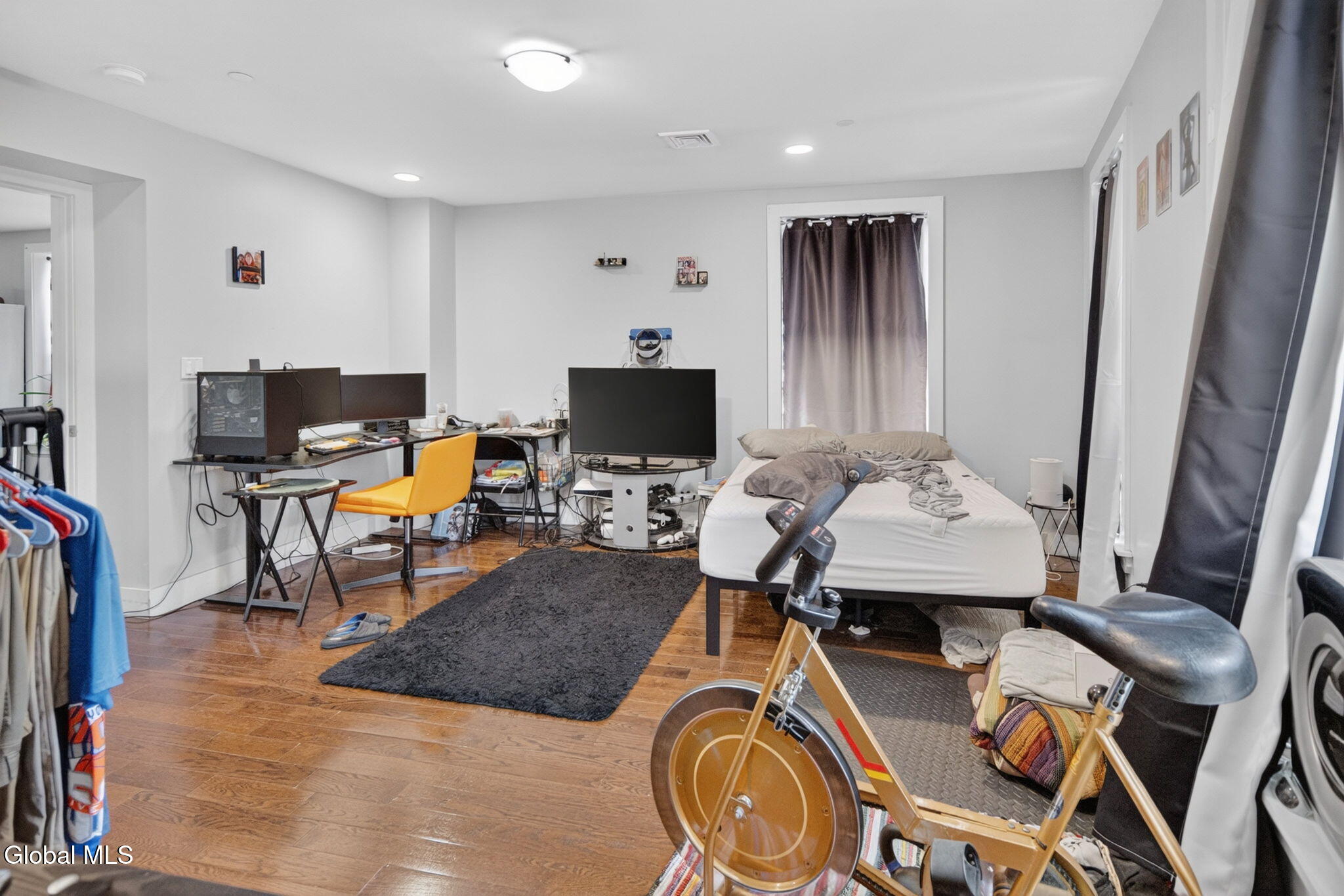 83 Beaver Street Albany NY 12207