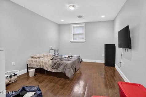 83 Beaver Street Albany NY 12207