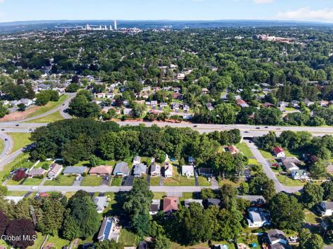 88 Daytona Avenue Albany NY 12203