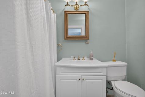 146 Regent Street Saratoga Springs NY 12866