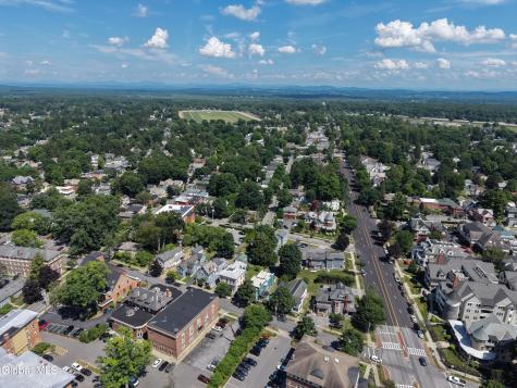 146 Regent Street Saratoga Springs NY 12866