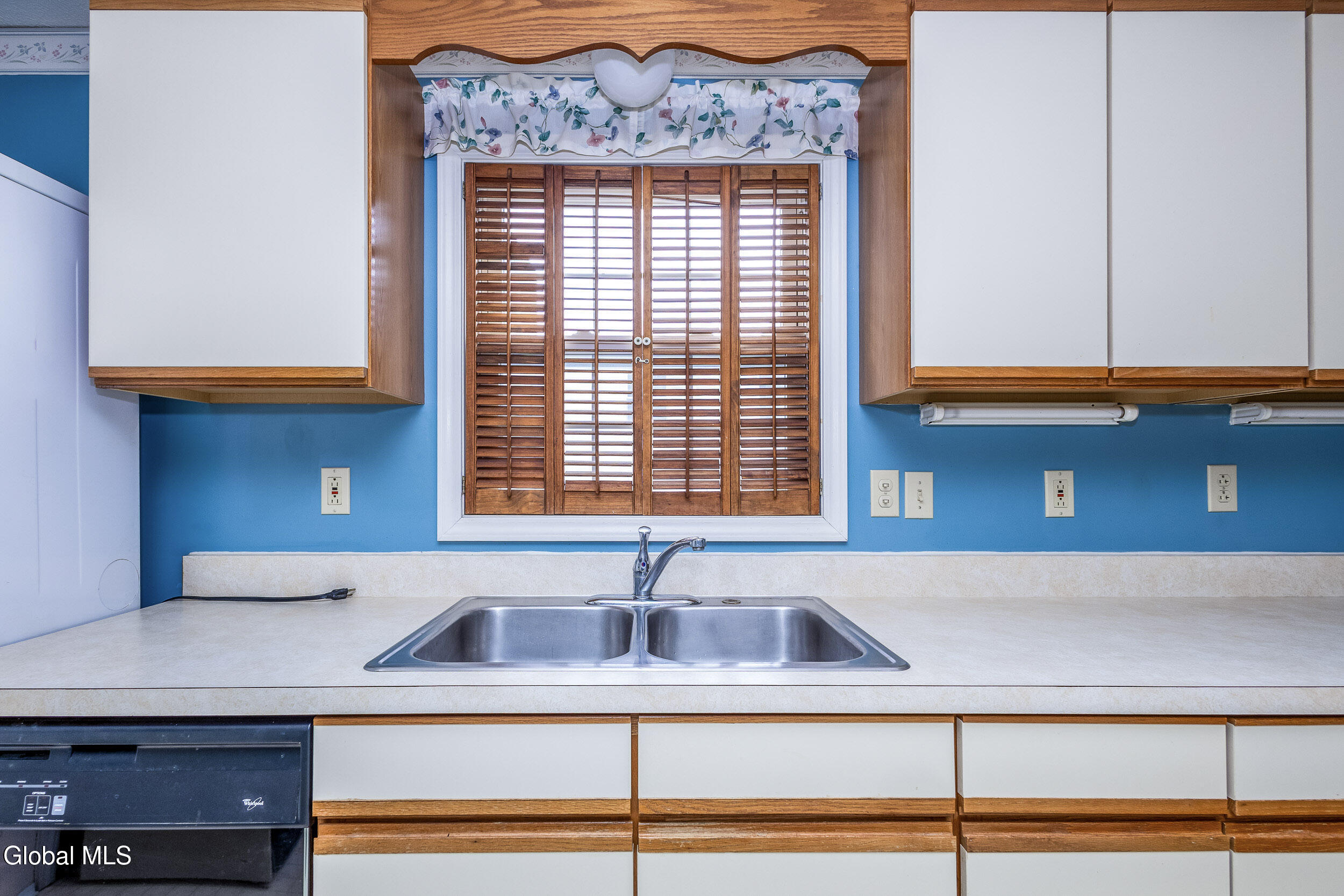 1 Dudley Avenue Cohoes NY 12047