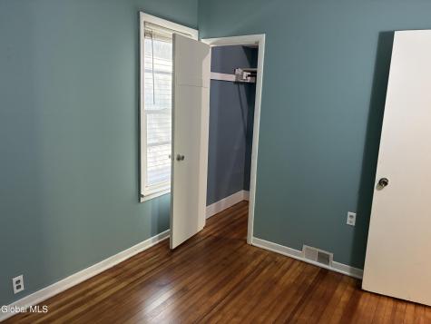 123 Lomasney Avenue Schenectady NY 12308