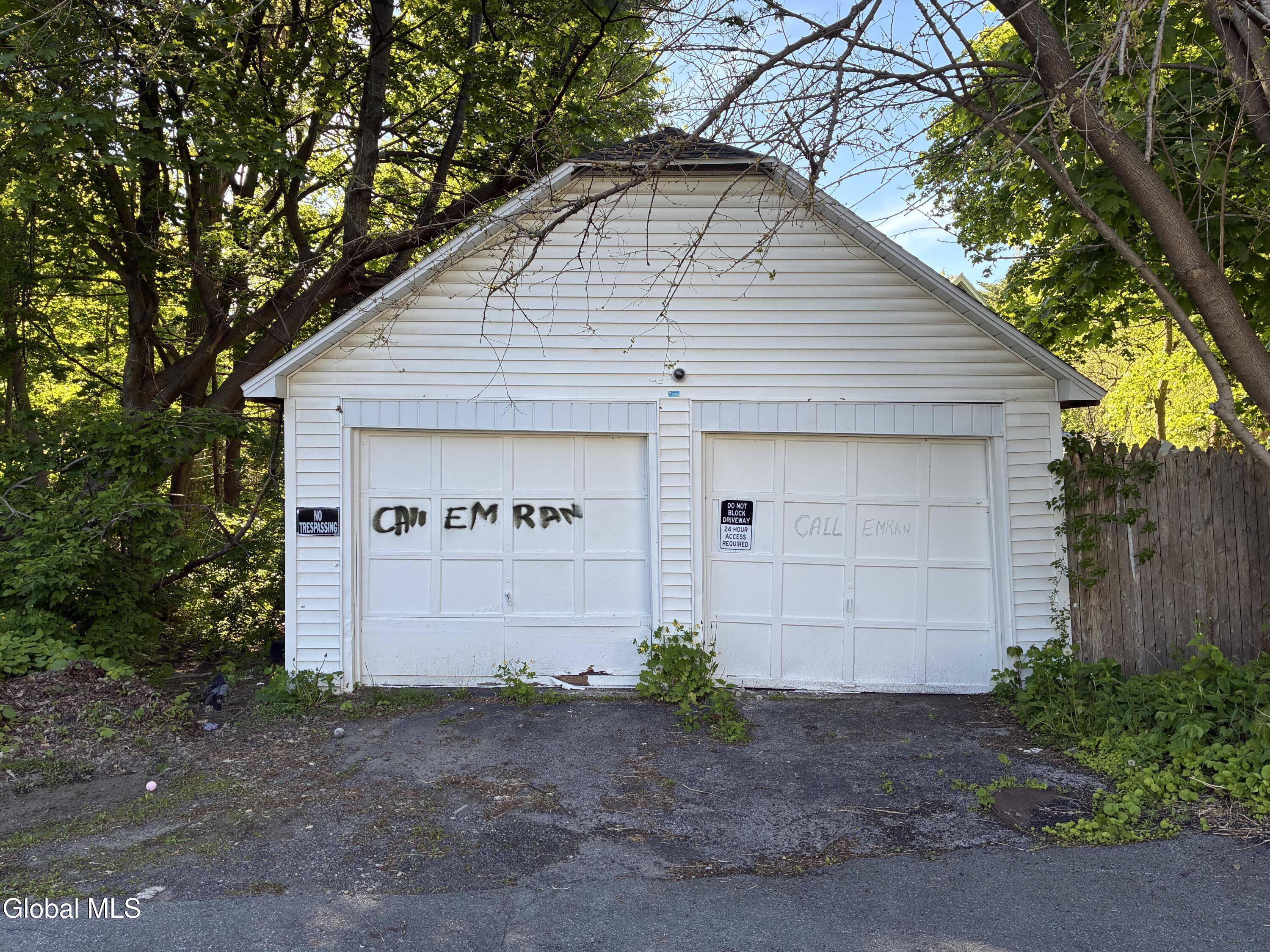 123 Lomasney Avenue Schenectady NY 12308