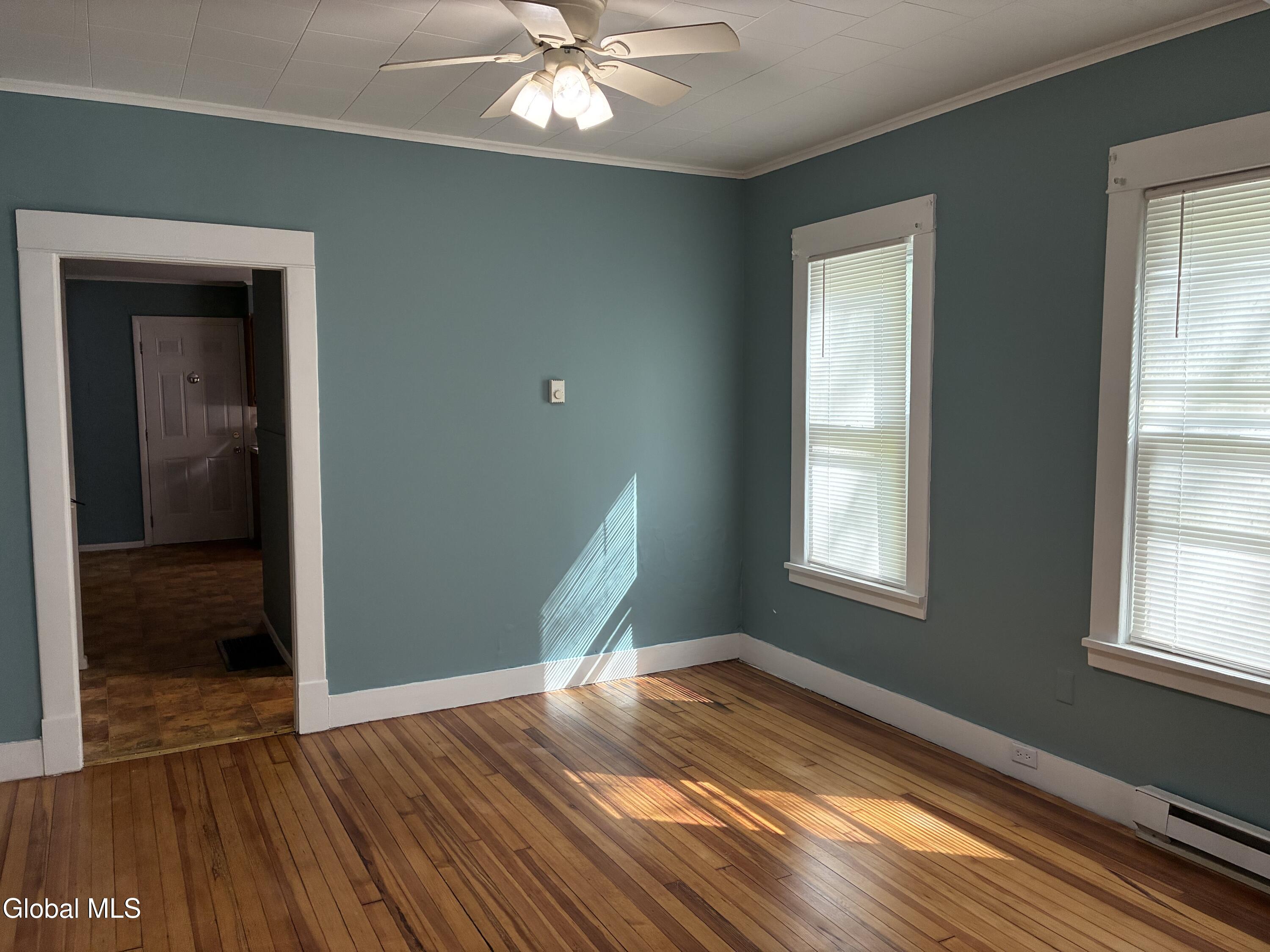 123 Lomasney Avenue Schenectady NY 12308