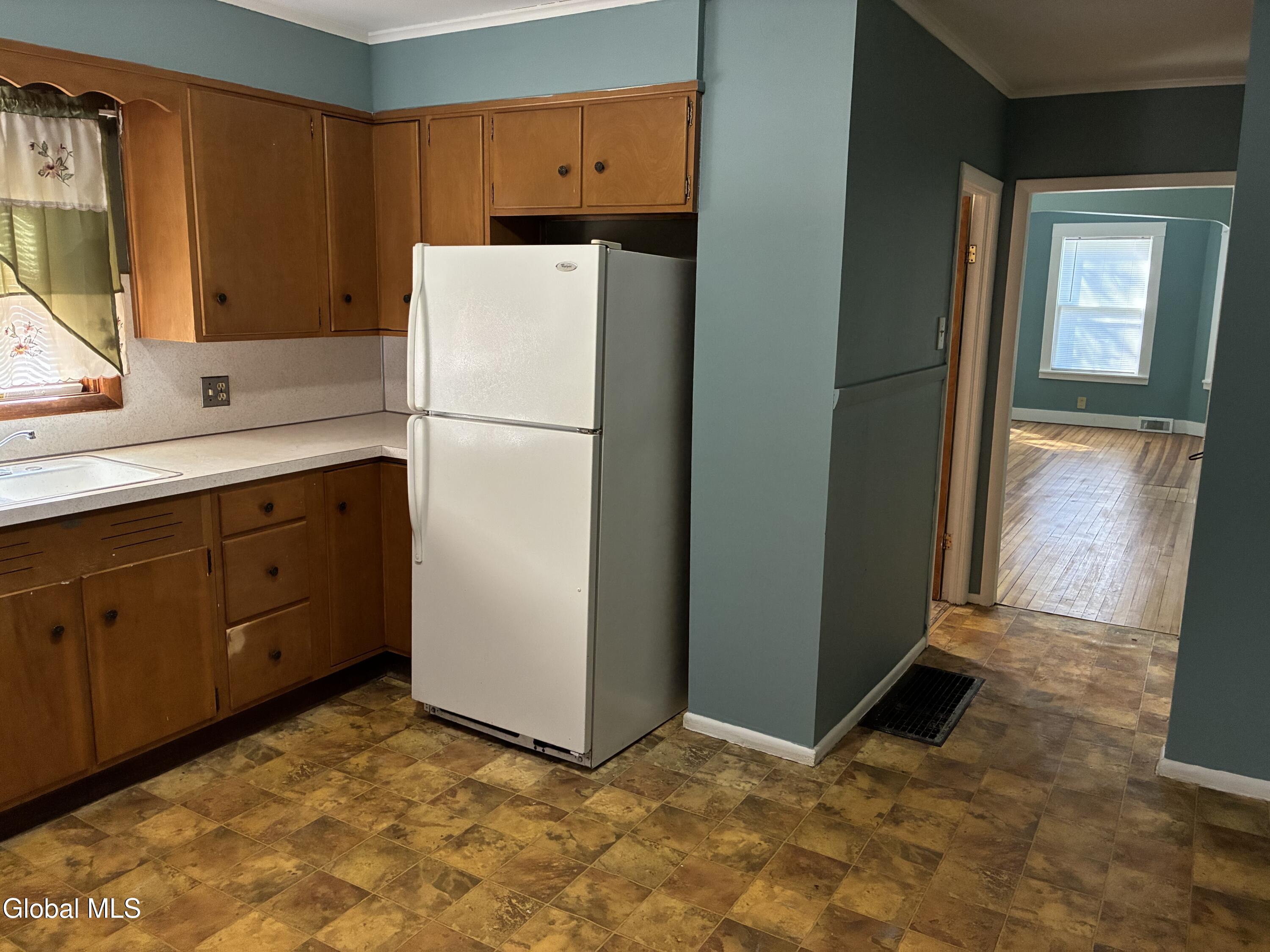 123 Lomasney Avenue Schenectady NY 12308