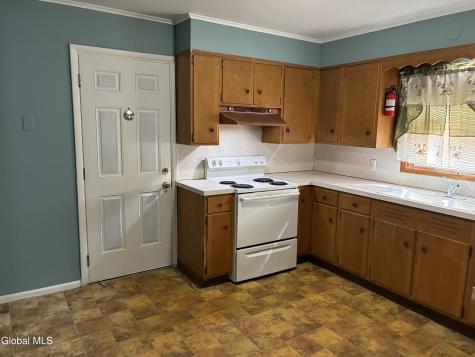 123 Lomasney Avenue Schenectady NY 12308