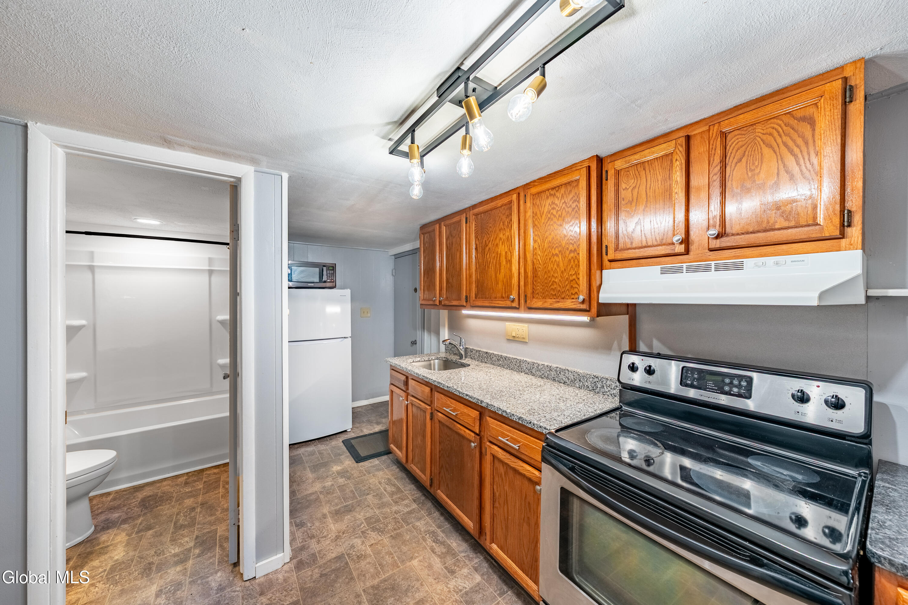 26 Daytona Avenue Albany NY 12203