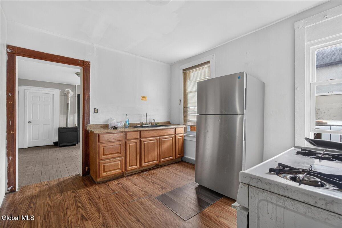 552 Mumford Street Schenectady NY 12307