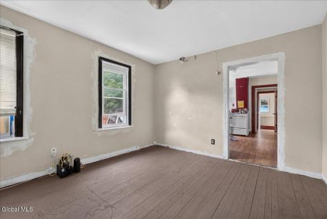552 Mumford Street Schenectady NY 12307