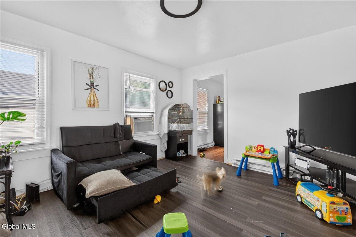 552 Mumford Street Schenectady NY 12307