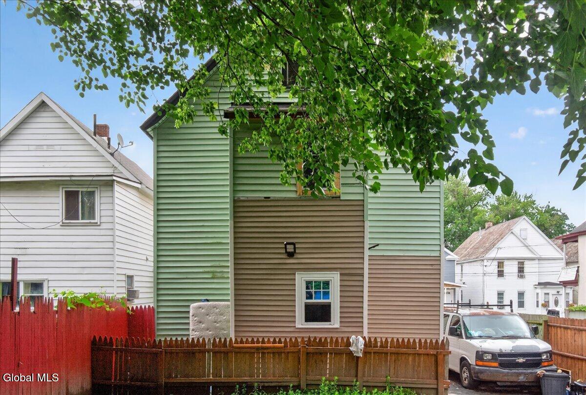 552 Mumford Street Schenectady NY 12307