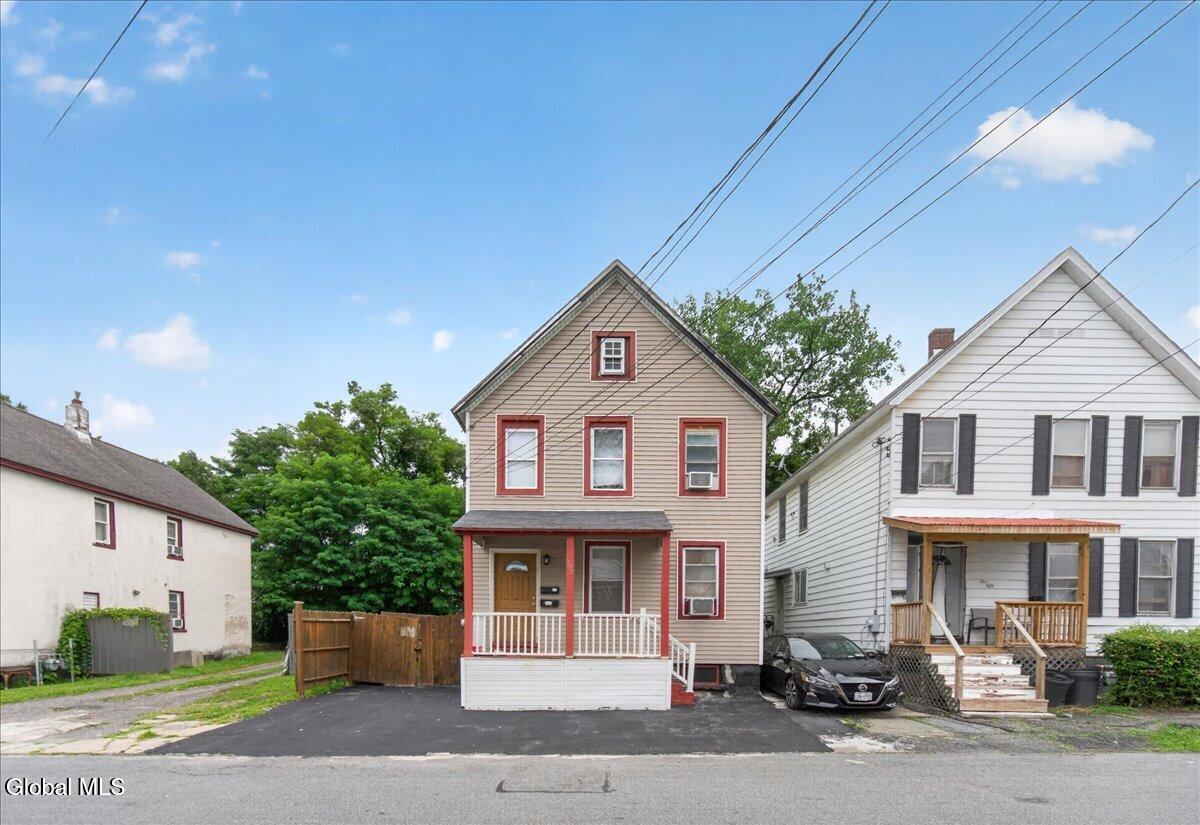 552 Mumford Street Schenectady NY 12307