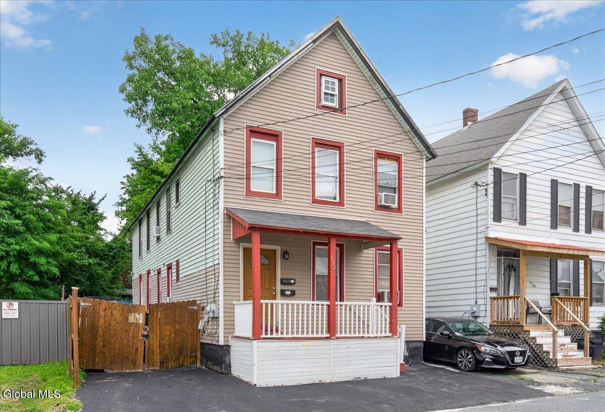 552 Mumford Street Schenectady NY 12307