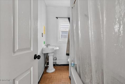 552 Mumford Street Schenectady NY 12307