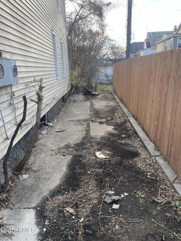 506 Hattie Street Schenectady NY 12308