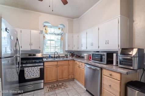 462-470 2nd Avenue Troy NY 12182