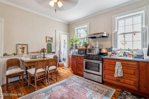 462-470 2nd Avenue Troy NY 12182