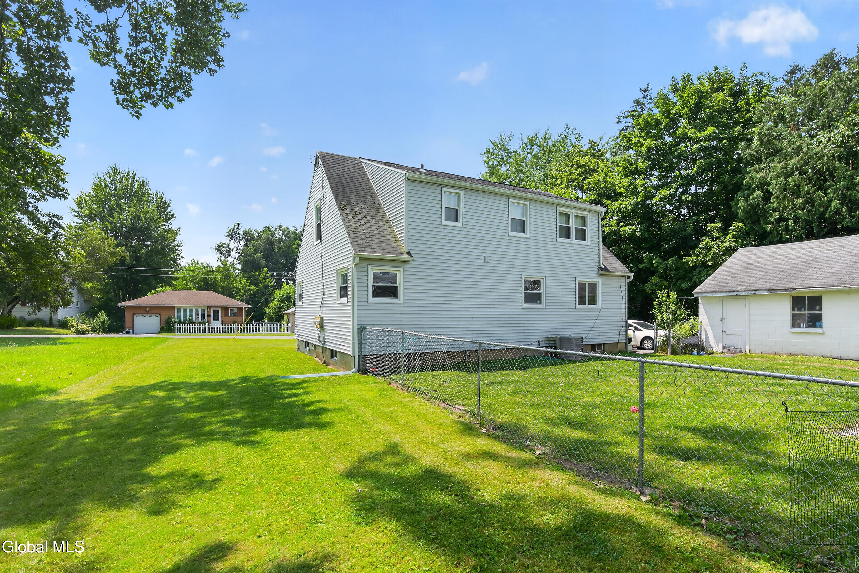16 Pennsylvania Avenue Rensselaer NY 12144