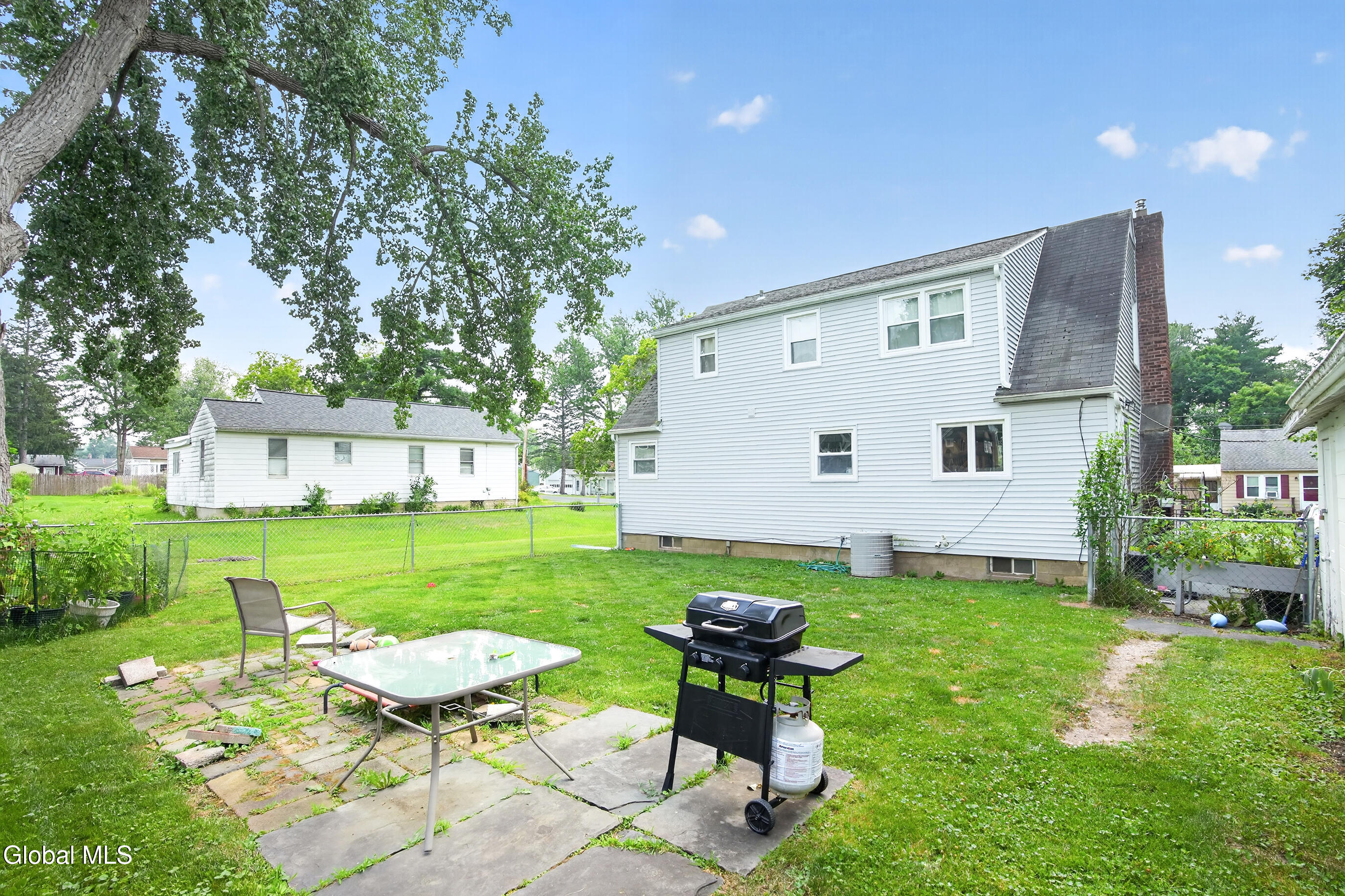 16 Pennsylvania Avenue Rensselaer NY 12144