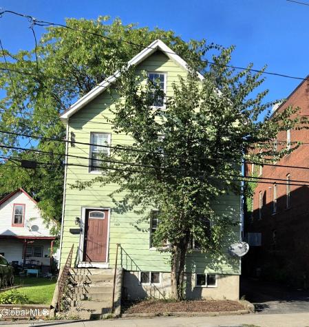 569 Nott Street Schenectady NY 12308