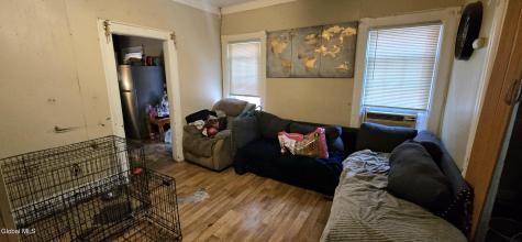 569 Nott Street Schenectady NY 12308