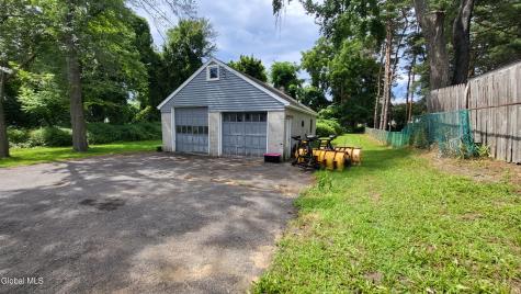 54 Mcnutt Avenue Albany NY 12205