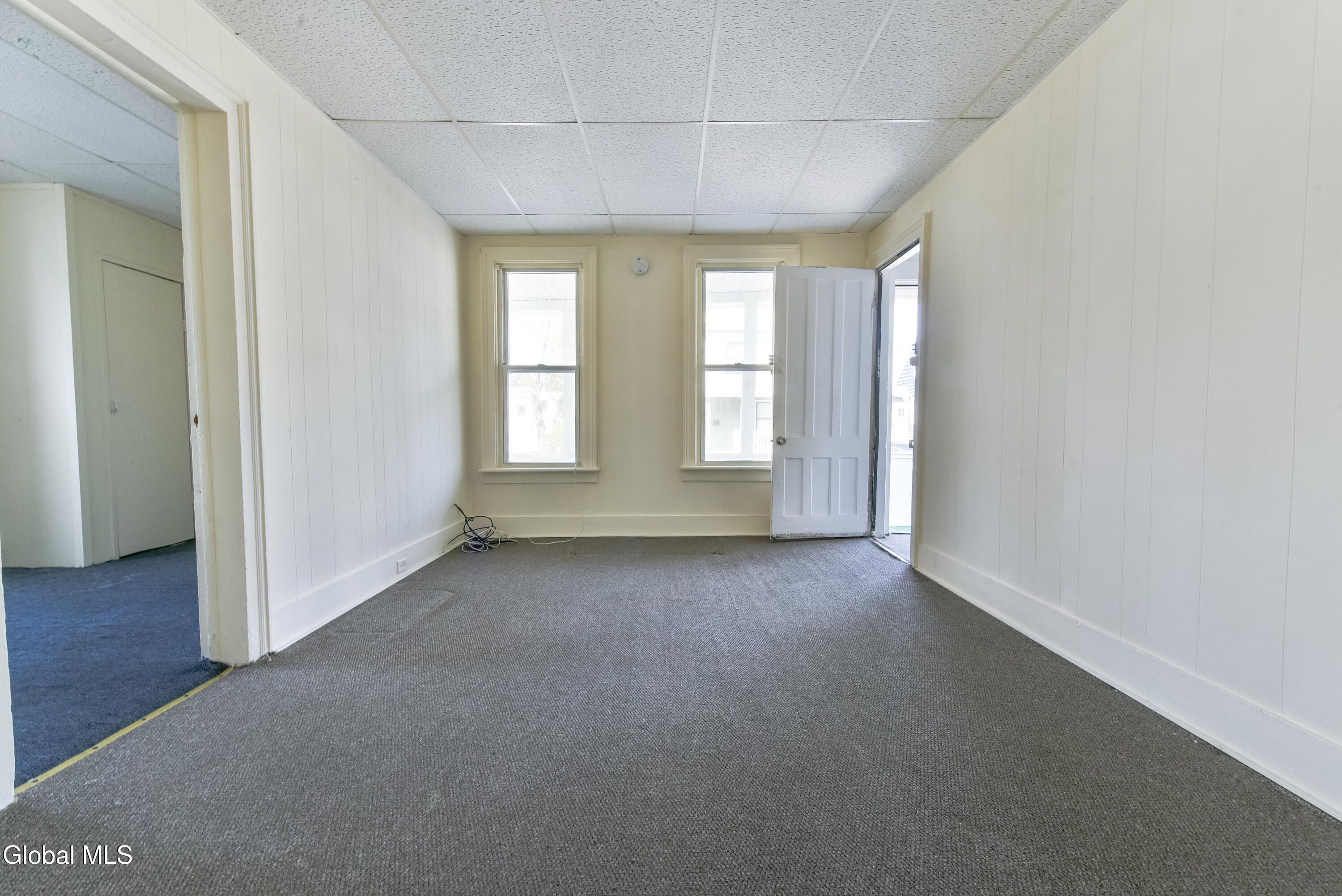 203 Brookside Avenue Amsterdam NY 12010