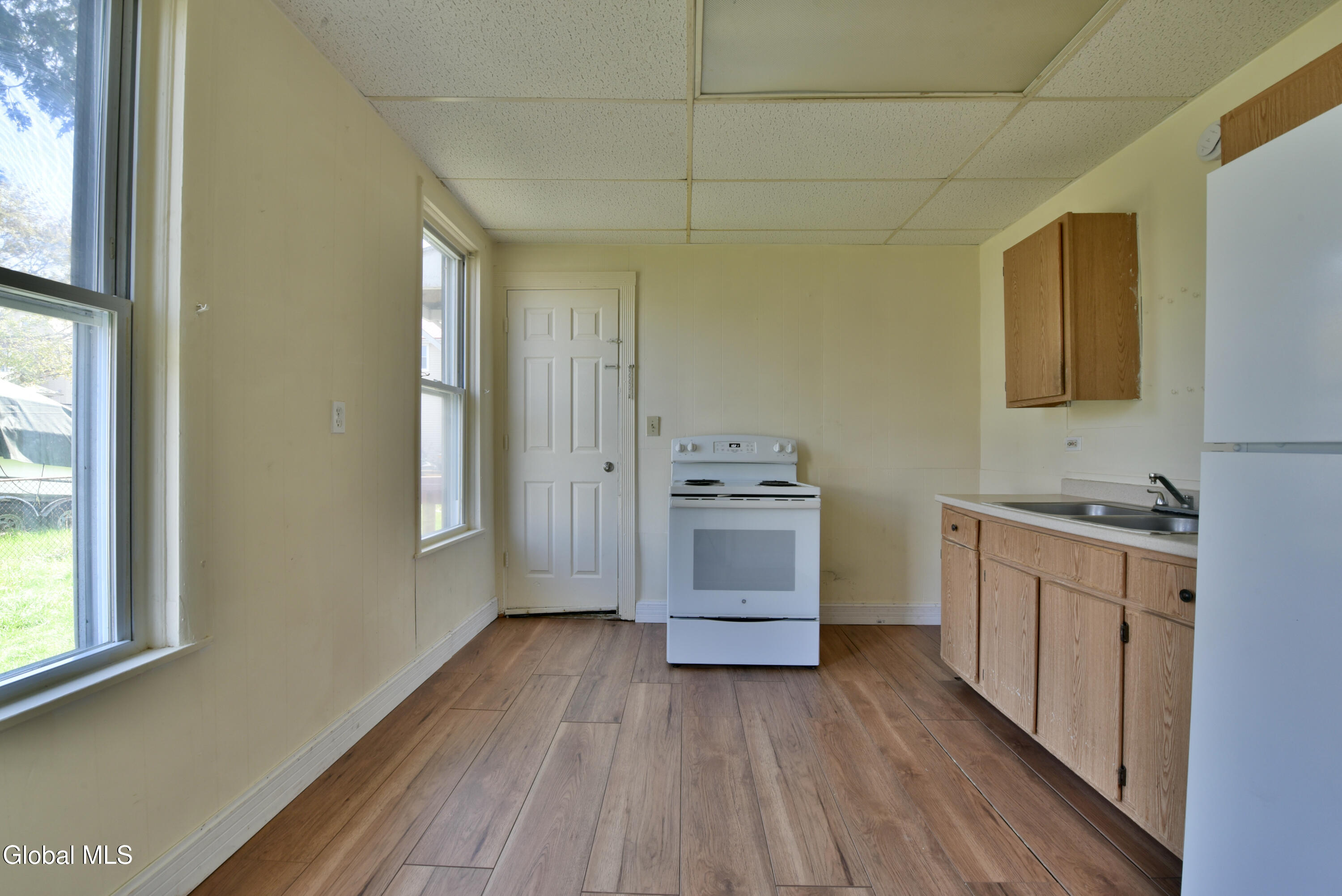 203 Brookside Avenue Amsterdam NY 12010