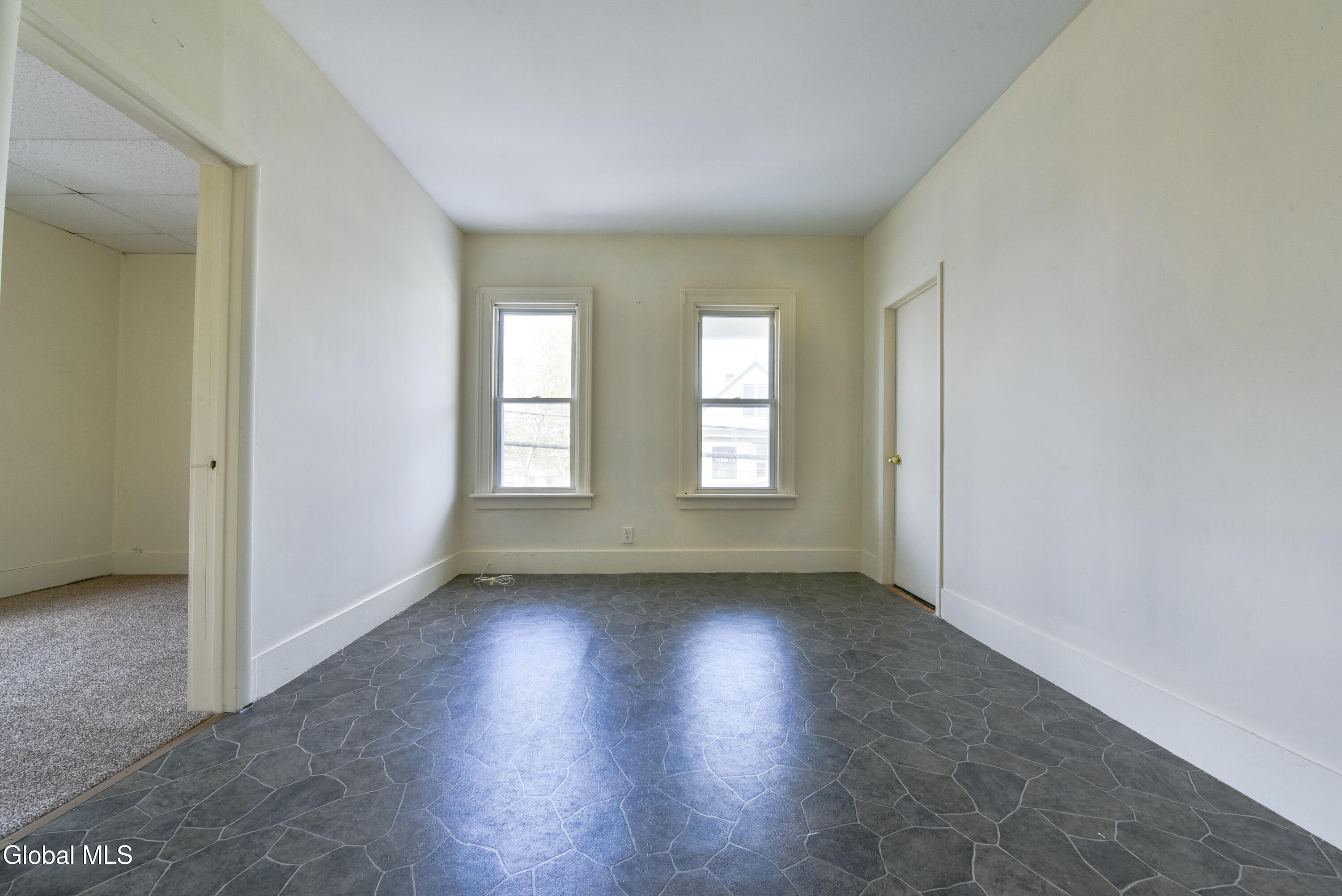 203 Brookside Avenue Amsterdam NY 12010