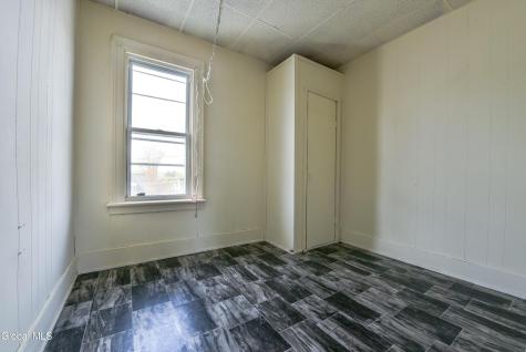 203 Brookside Avenue Amsterdam NY 12010